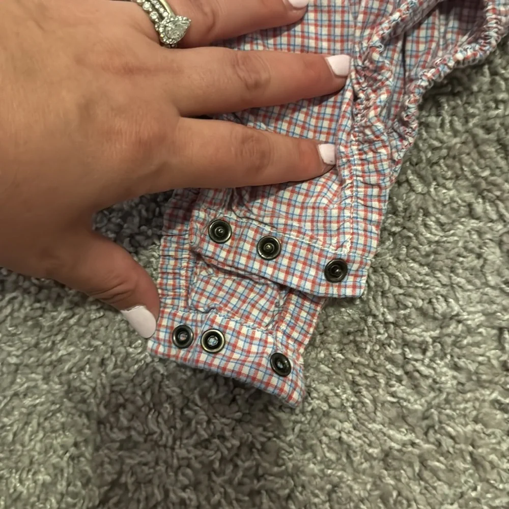 Gap button down onesie - Picture 2 of 4